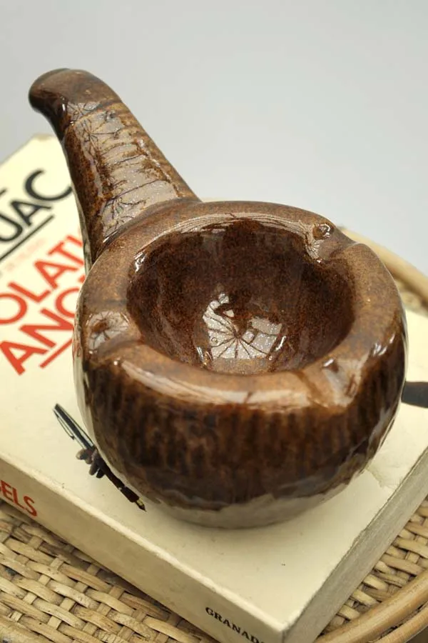 1970s Ceramic Pipe Shaped Ashtray Pipe Stand