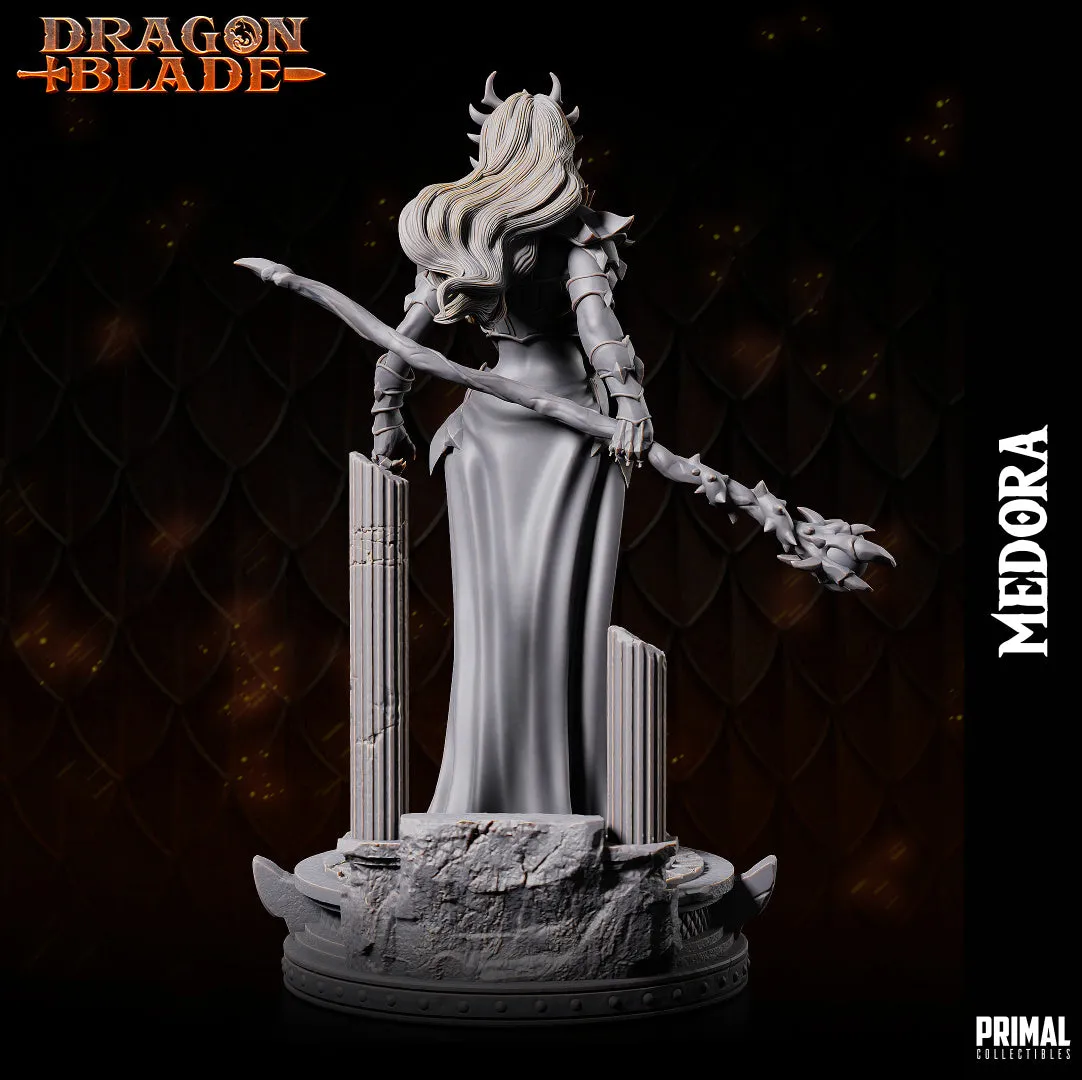 DNDDGL - Takhisis Dark Dragon Queen Medora Dragonlance mini