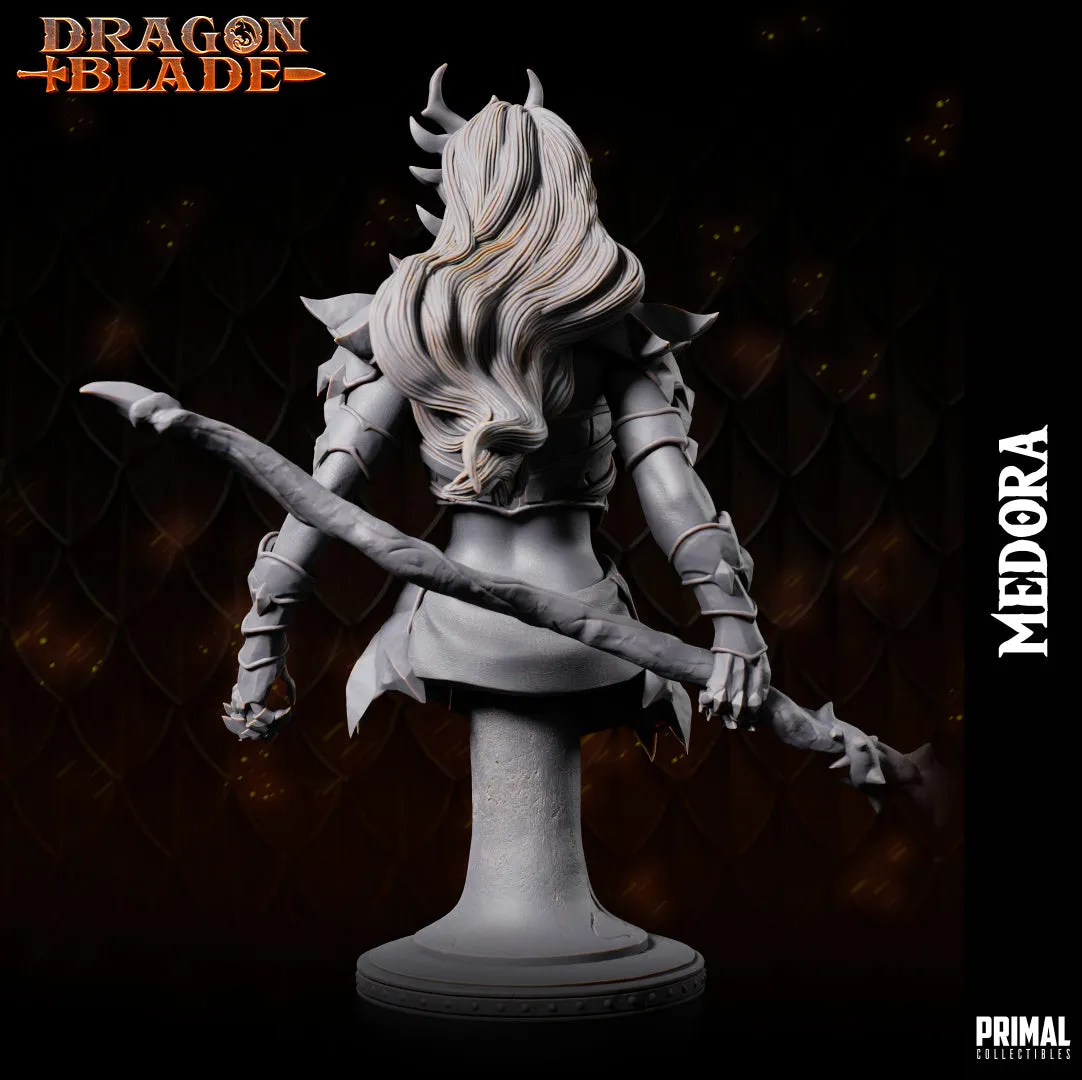 DNDDGL - Takhisis Dark Dragon Queen Medora Dragonlance mini